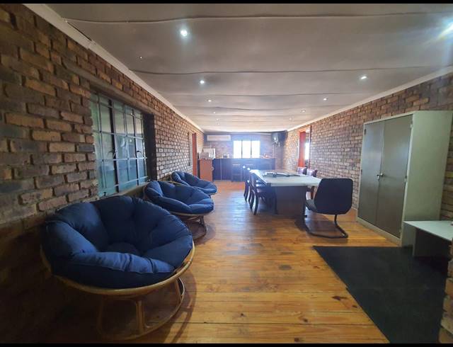 3,600M² BUSINESS FOR SALE IN VAALPARK